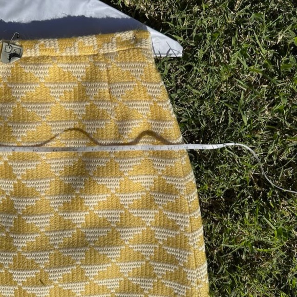 VINTAGE Rosier Patterned Yellow Suit - Picture 11 of 16